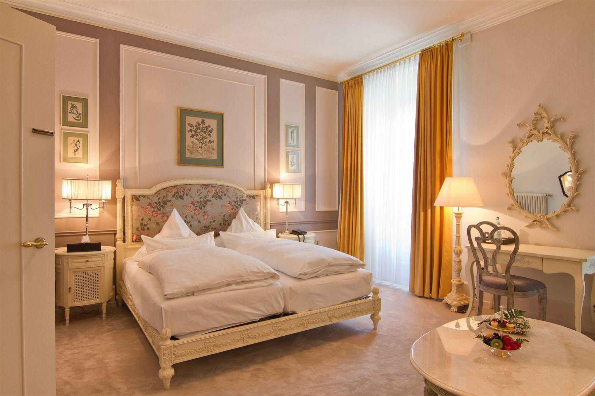 Hotel Romerbad Badenweiler Dış mekan fotoğraf