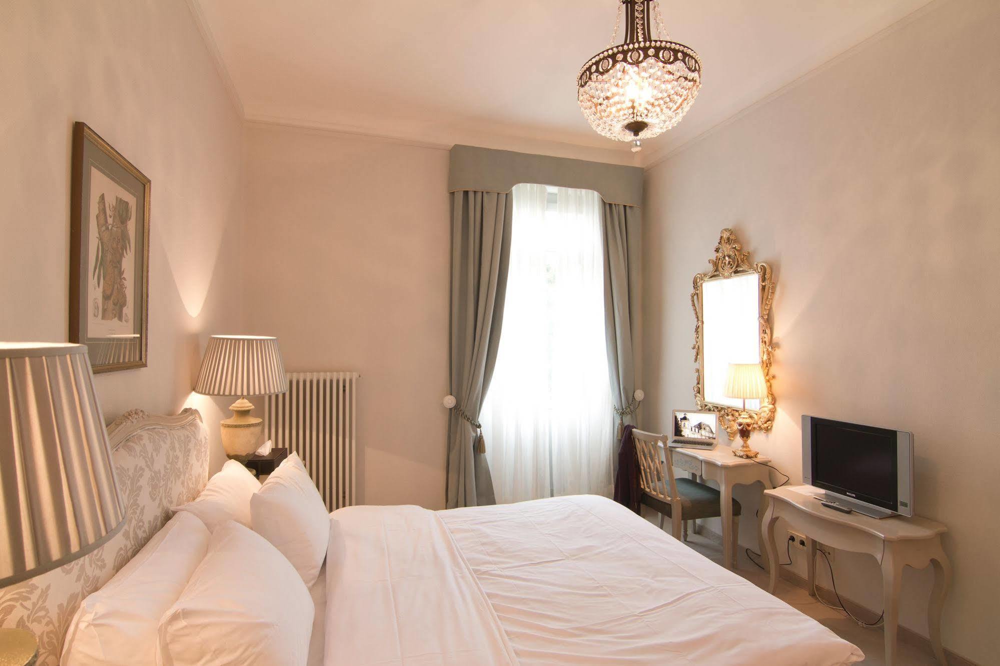 Hotel Romerbad Badenweiler Dış mekan fotoğraf